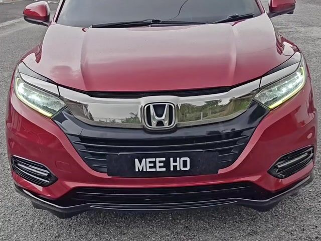 2020 Honda HR-V 1.8 V  FACELIFT - 1
