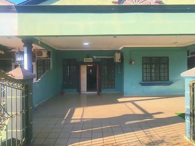 Video Image 1