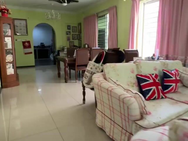 Video Image 1