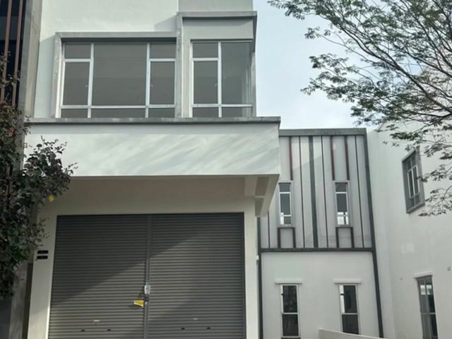 Video Image 1
