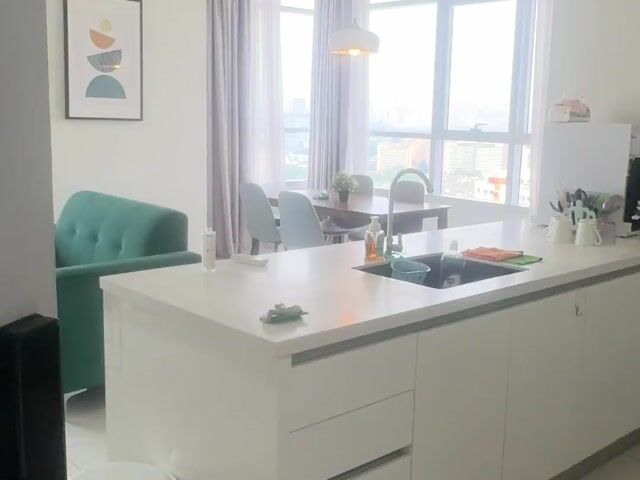 Video Image 1