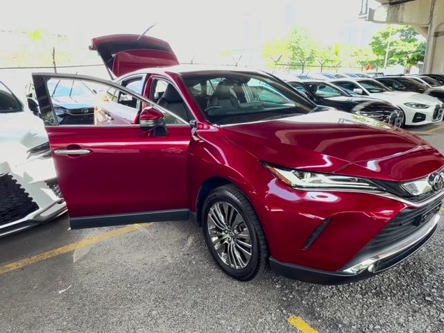 2023 Toyota HARRIER 2.0 Z Red JBL+DIM+BSM Unreg - 1