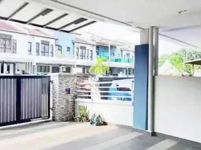 Video Image 1