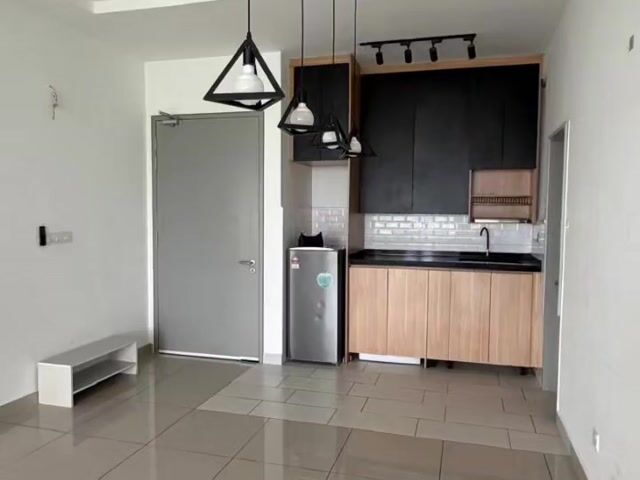 Video Image 1
