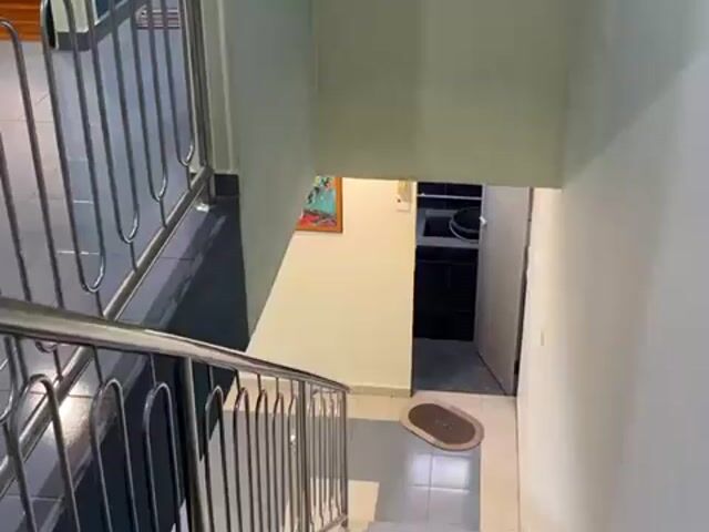 Video Image 1