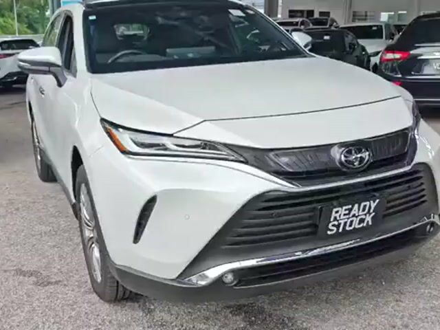 2025 Toyota HARRIER 2.0 Z (MOONROOF,DIGITAL METER) - 1
