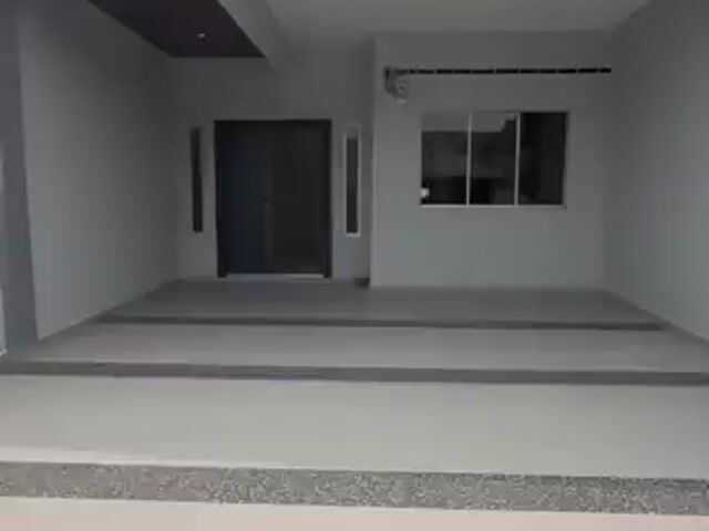 Video Image 1