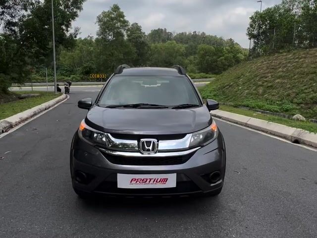 2018 Honda BR-V E-Spec 1.5 (A)B/ListBolehLoanKedai - 1