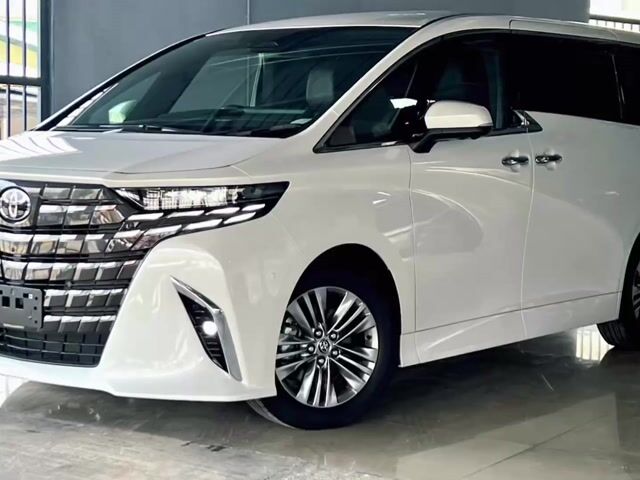 GRADE 5A 2025 Toyota ALPHARD 2.5 Z Moonroof - 1