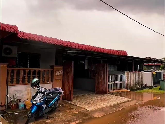 Video Image 1