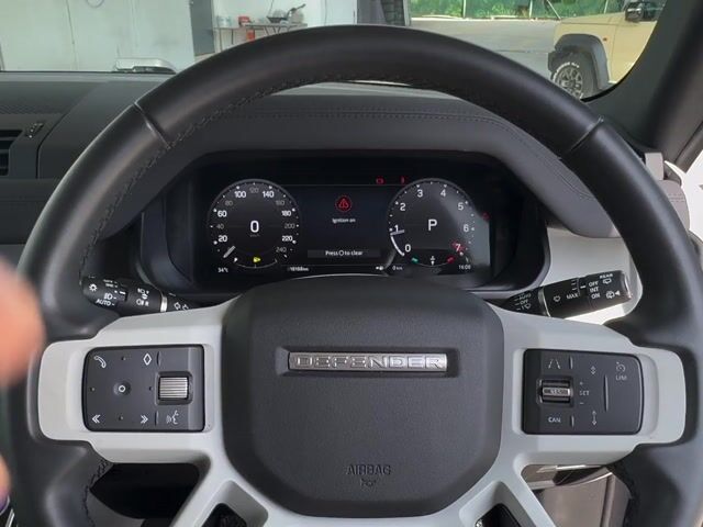 2023 Land Rover DEFENDER 2.0 110S P300 (A) - 1