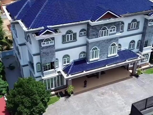 Video Image 1