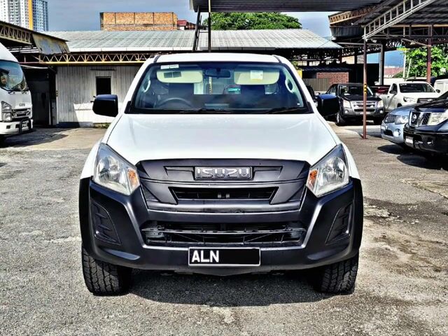 Isuzu D-MAX 1.9 4x4 SINGEL CAB NEW TYRE 2019/20 - 1