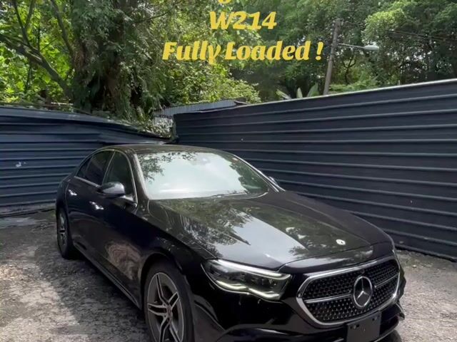 2024 Mercedes Benz E200 Avantgarde ISG AMG LINE - 1