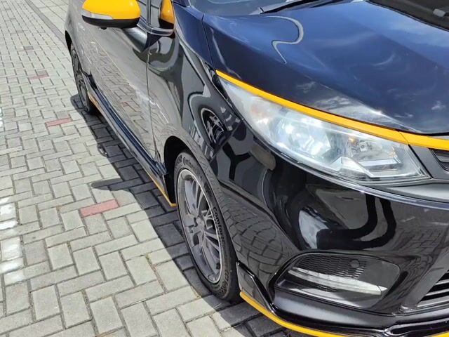 Proton IRIZ 1.6 PREMIUM (A) R3 L/EDITION R/CAMERA - 1