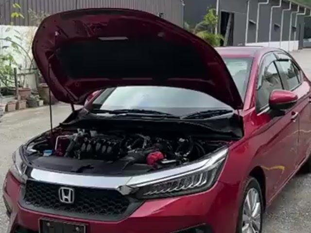 2024 Honda CITY 1.5 V RS HATCHBACK F.SERV 31k MIL - 1