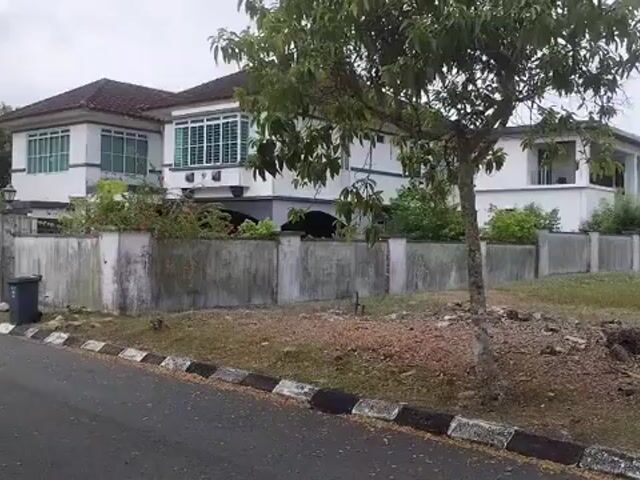 Video Image 1