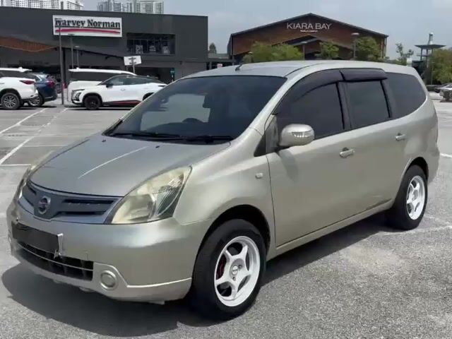 2011 Nissan GRAND LIVINA 1.6 ST-L (M) F/L LUNKEDAI - 1