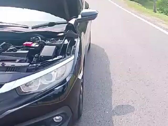 2016 Honda CIVIC 1.8 I-VTEC (A) - 1
