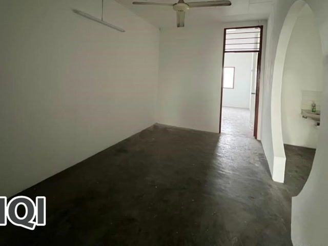 Video Image 1