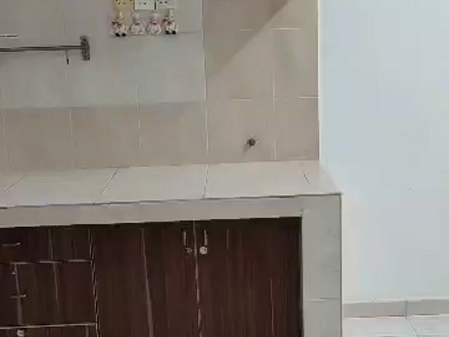 Video Image 1