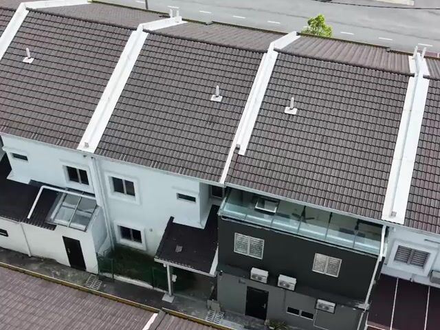 Video Image 1