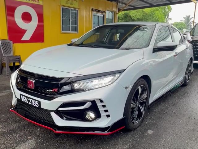 2017 Honda CIVIC 1.5 TC-PREMIUM (A) Boleh FullLoan - 1
