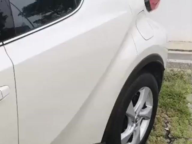 2018 Toyota C-HR 1.8 (A) - 1