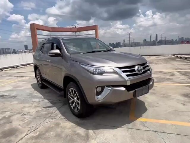 2017 Toyota FORTUNER 2.7 SRZ 4x4 (A) 5 YR WARRANTY - 1