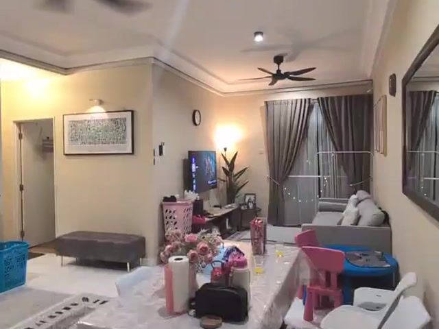 Video Image 1