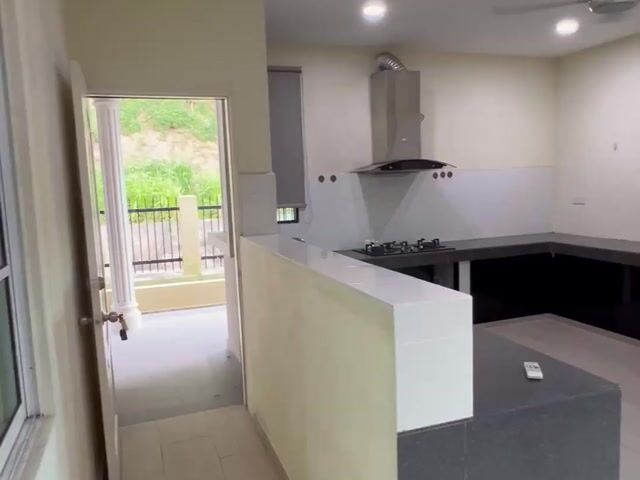 Video Image 1