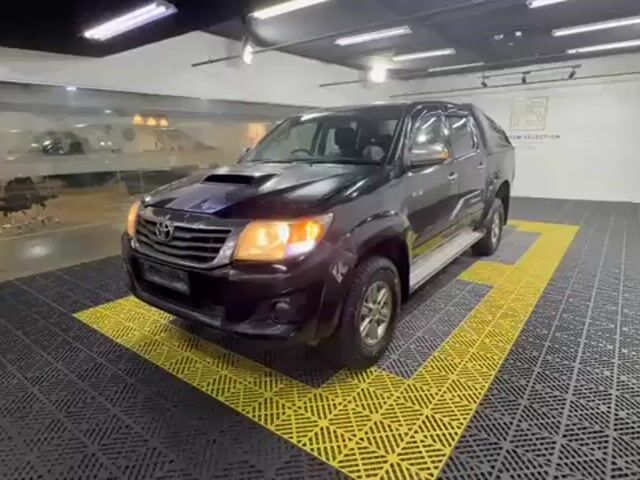 2015 Toyota HILUX 2.5 G VNT DOUBLE CAB (A) 1 OWNER - 1