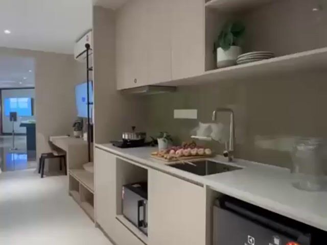 Video Image 1