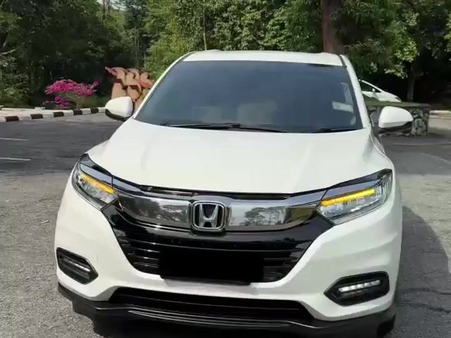 ORI FACELIFT 2019 Honda HR-V 1.8 V (A) LOW MILEAGE - 1