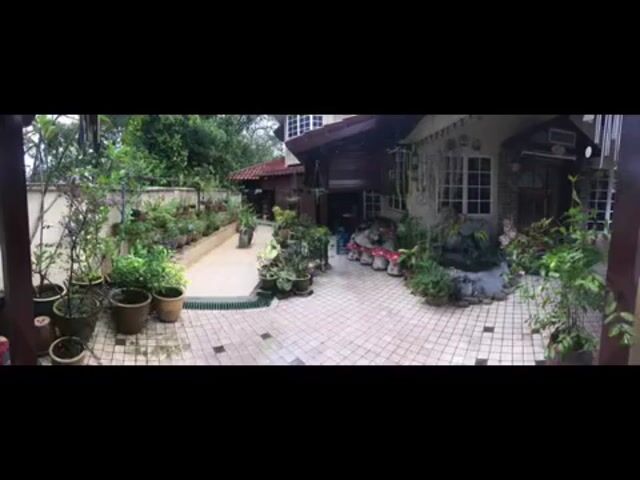 Video Image 1
