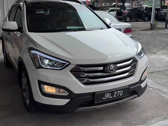 2015 Hyundai SANTA FE 2.2 R CRDi,POWER BOOT,1OWNER - 1