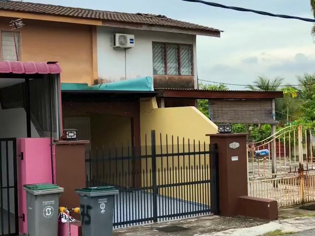Video Image 1