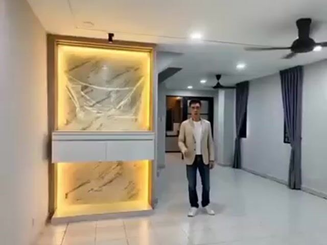 Video Image 1