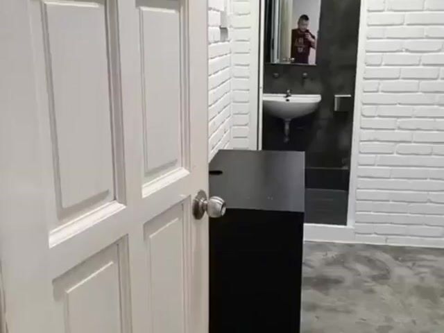 Video Image 1