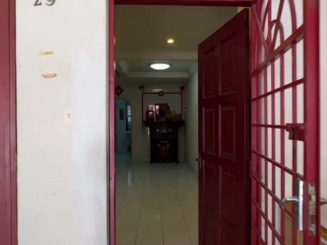 Video Image 1