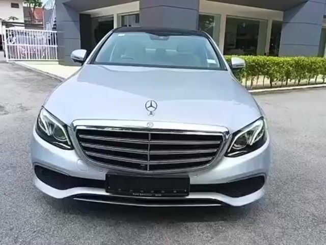 2017 Mercedes Benz E-CLASS 2.0 250 EXCLUSIVE - 1