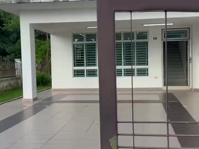 Video Image 1