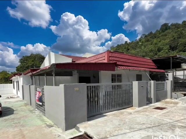 Video Image 1