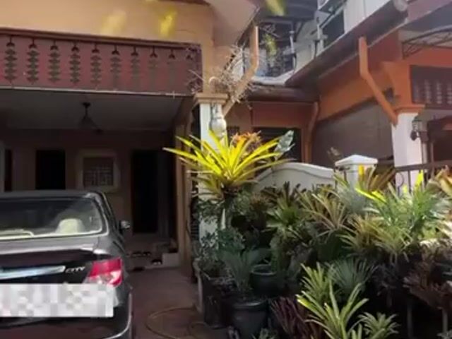 Video Image 1