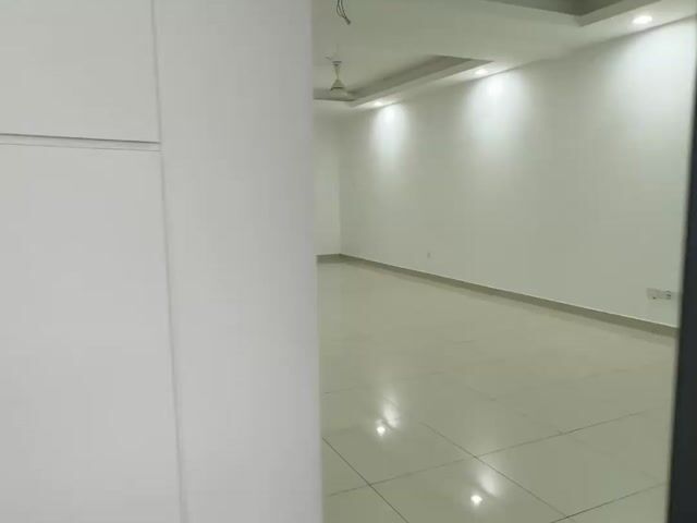 Video Image 1