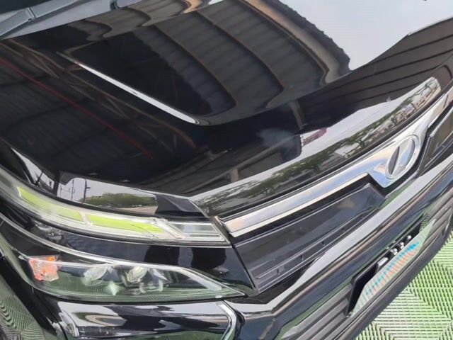 2019 | 2022 Toyota VOXY 2.0 ZS KIRAMEKI MPV NOAH - 1