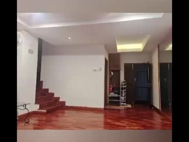 Video Image 1