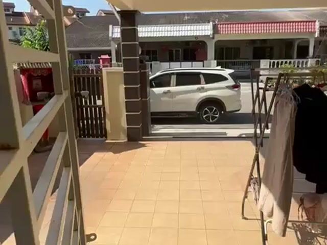 Video Image 1