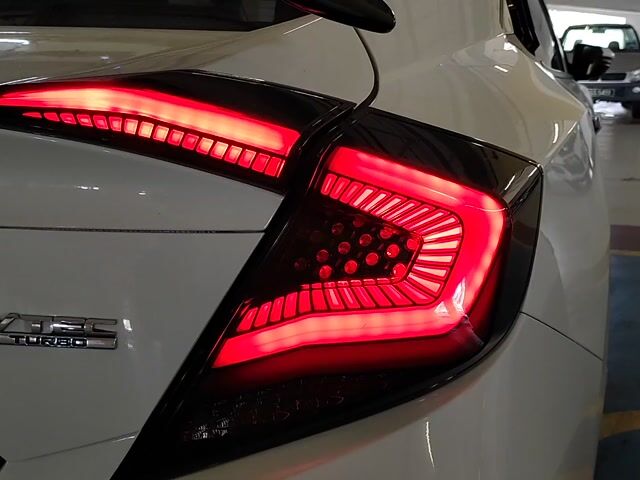 2020 Honda CIVIC 1.5 TC-PREMIUM (A) TYPE R Bodykit - 1