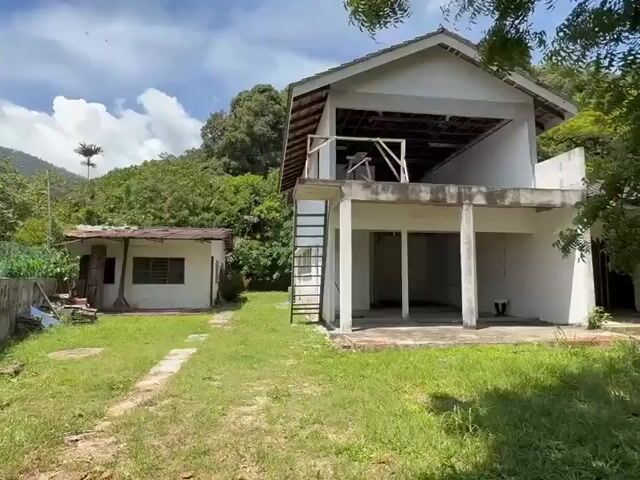 Video Image 1